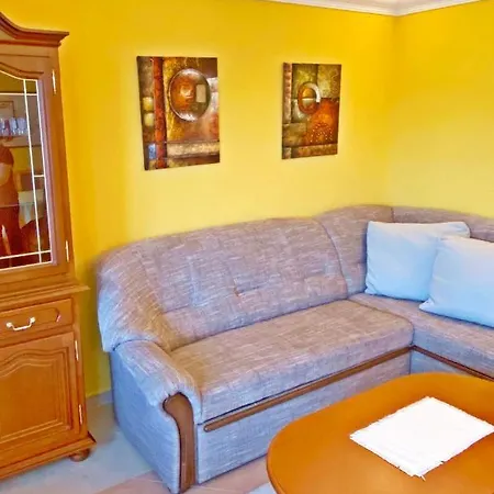 Furedi Apartman *