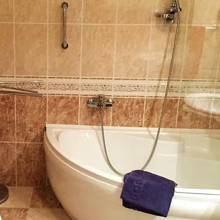Appartement Furedi *